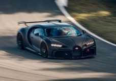 Bugatti Chiron Pur Sport in actie op Bilster Berg