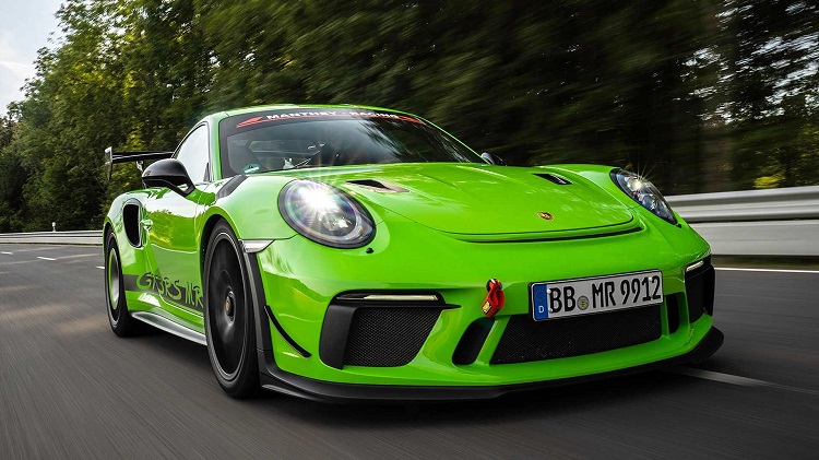 Manthey-Racing-Porsche-911-GT3-RS