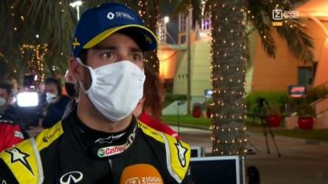 Daniel Ricciardo boos om de herhalingen van Grosjean's Crash