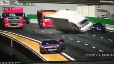 crash op chinese brug