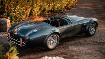 Carroll Shelby's 1965 Cobra