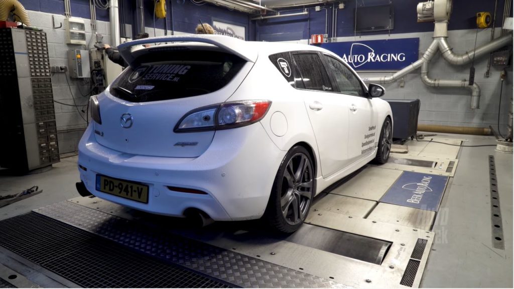 Op de Rollenbank - Mazda 3 MPS