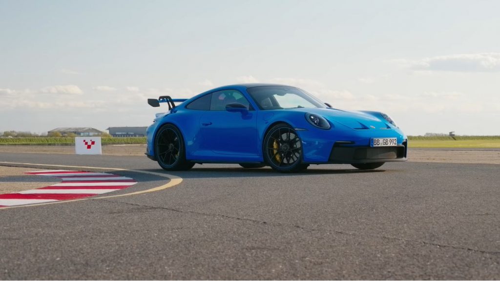 Chris Harris test de nieuwe Porsche 992 GT3