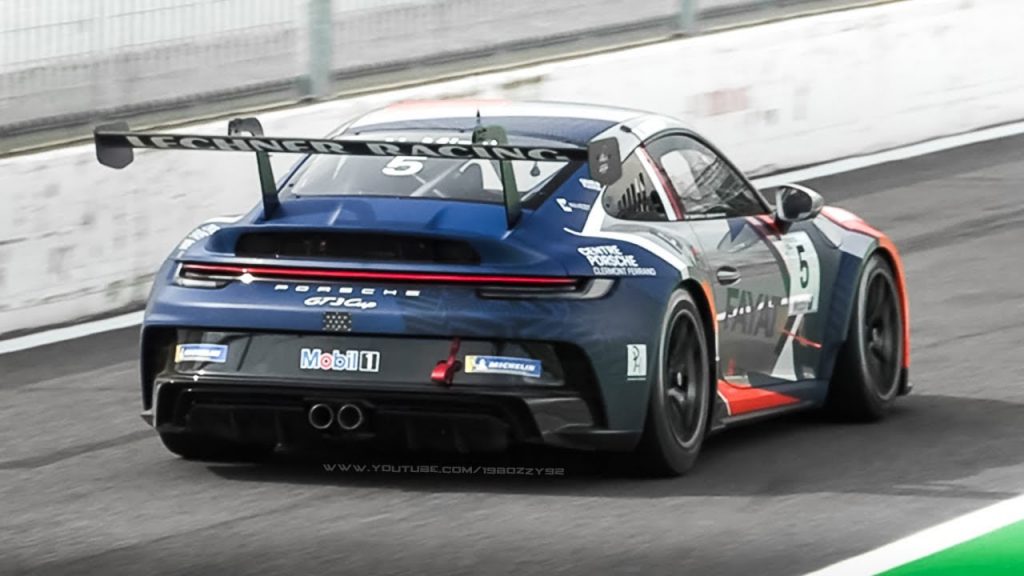 Porsche 992 GT3 Supercup-auto's blazen over Monza