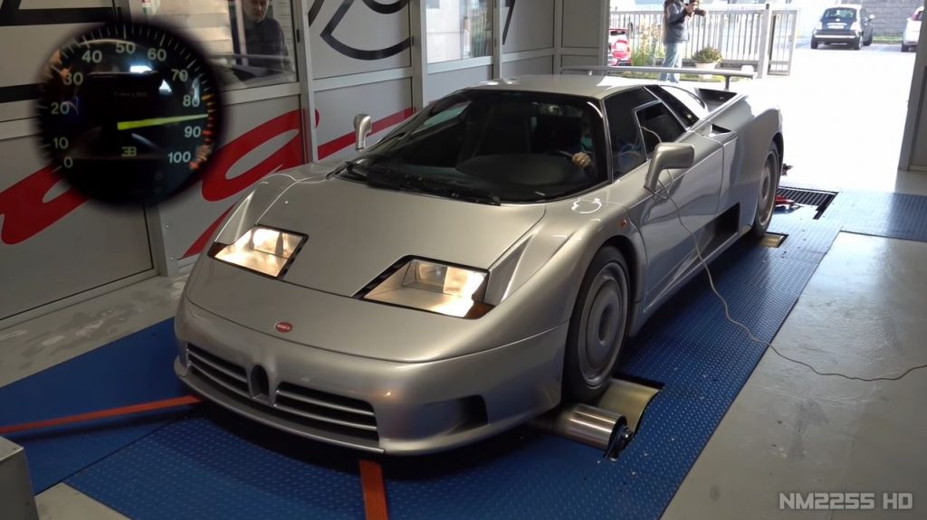 Bugatti EB110 op de rollenbank