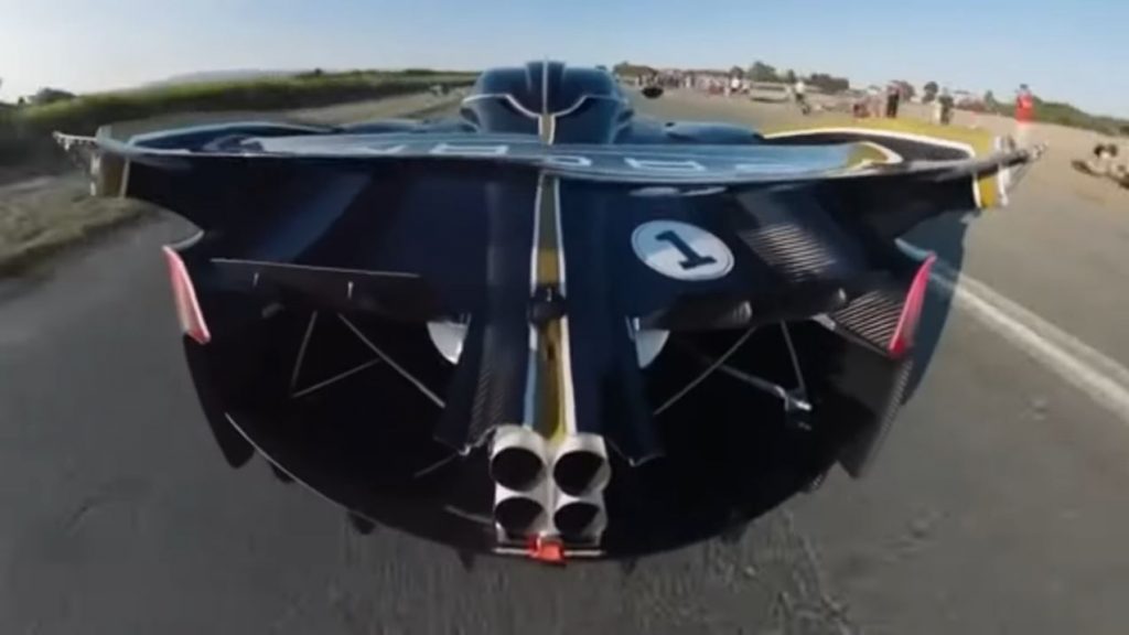 GoPro aan de kont van de Pagani Huayra R