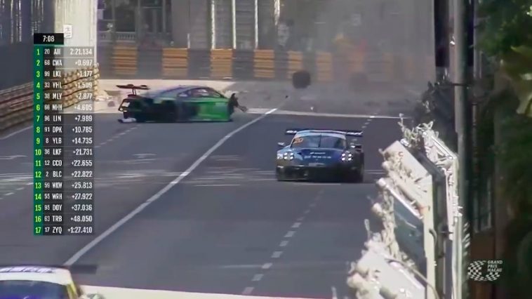 Horror crash met Audi R8 GT3 tijdens Macau GP