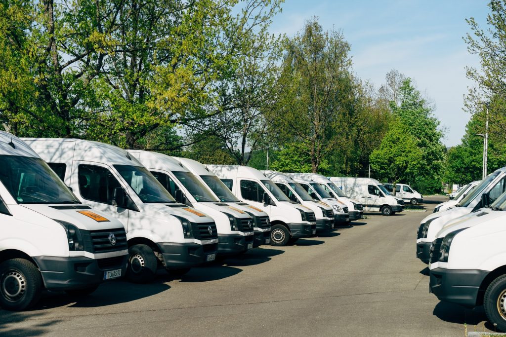 4 stappen voor het zakelijk verzekeren van je auto of bus