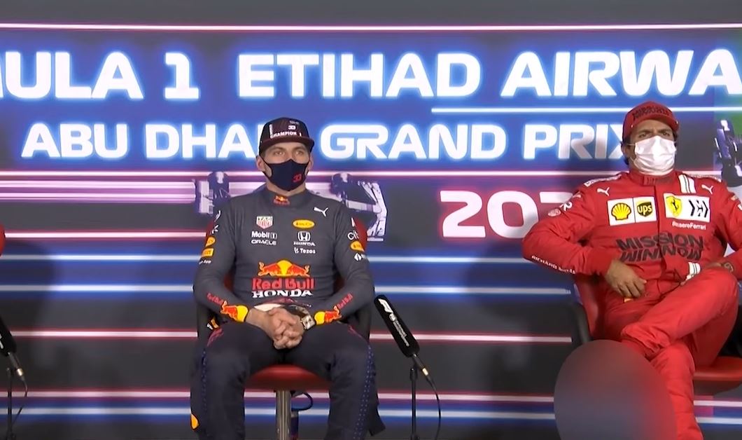 stof in de ogen gooien logo passend VIDEO: Persconferentie van Max Verstappen na behalen wereldtitel F1