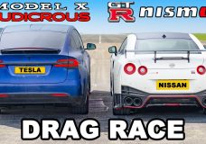 Tesla Model X vs Nissan GT-R model dragrace