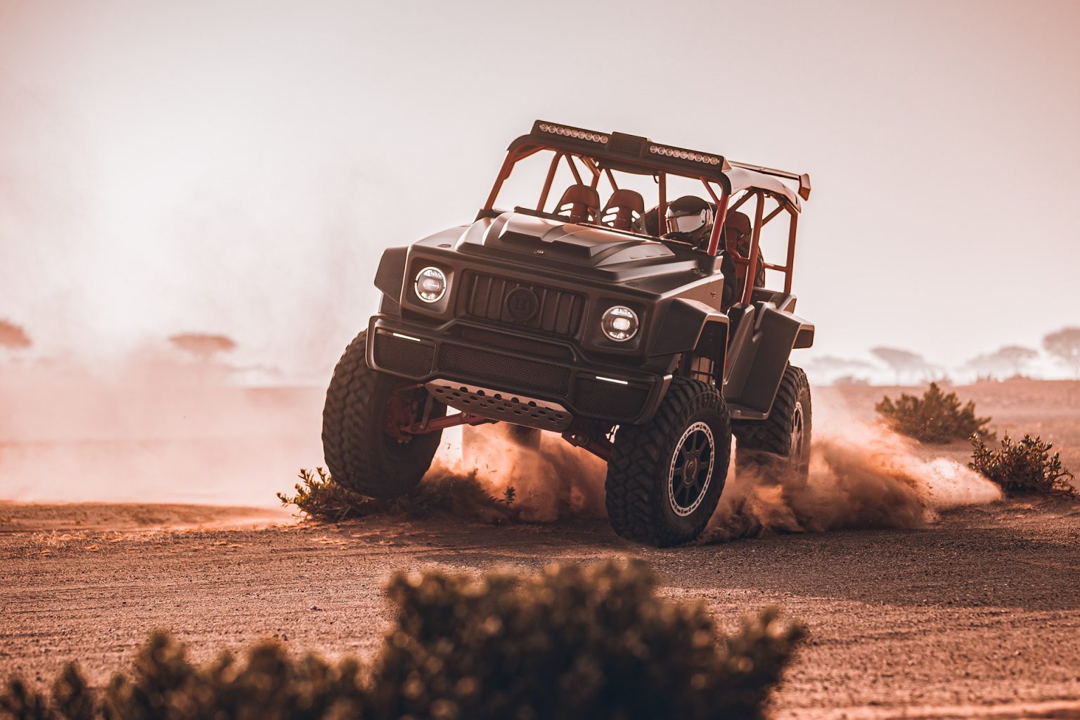 BRABUS-900-Crawler