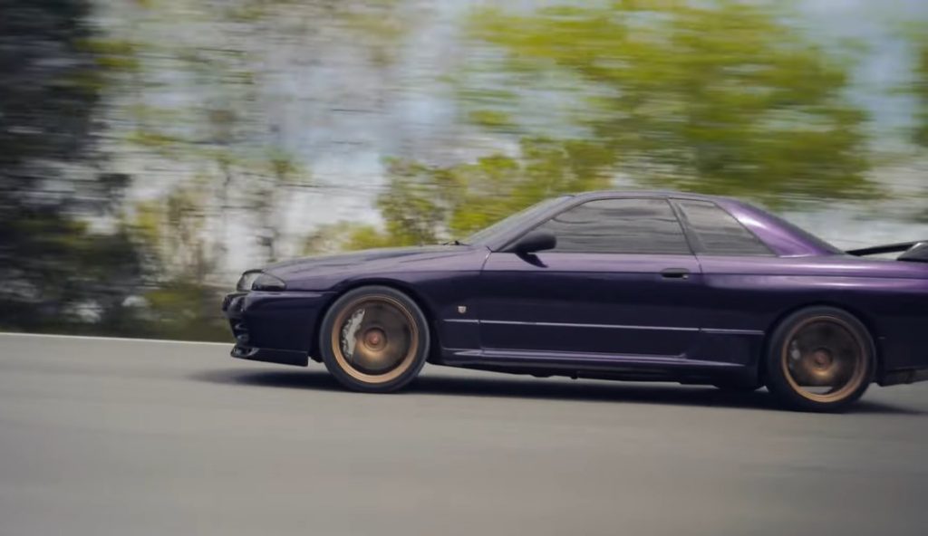 YouTuber probeert Midnight Purple R32 GTR te slopen