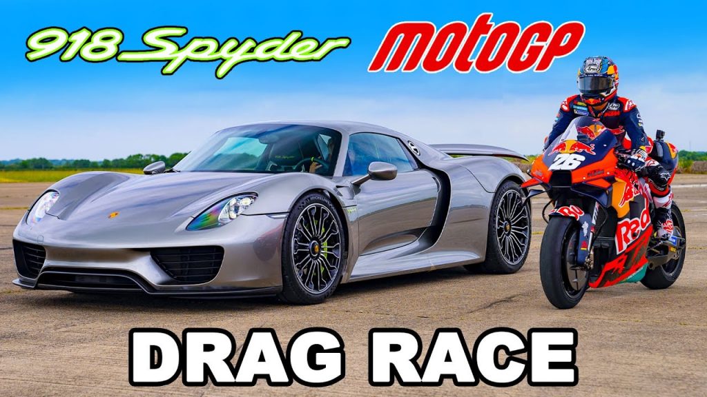 Porsche 918 Spyder vs KTM MotoGP