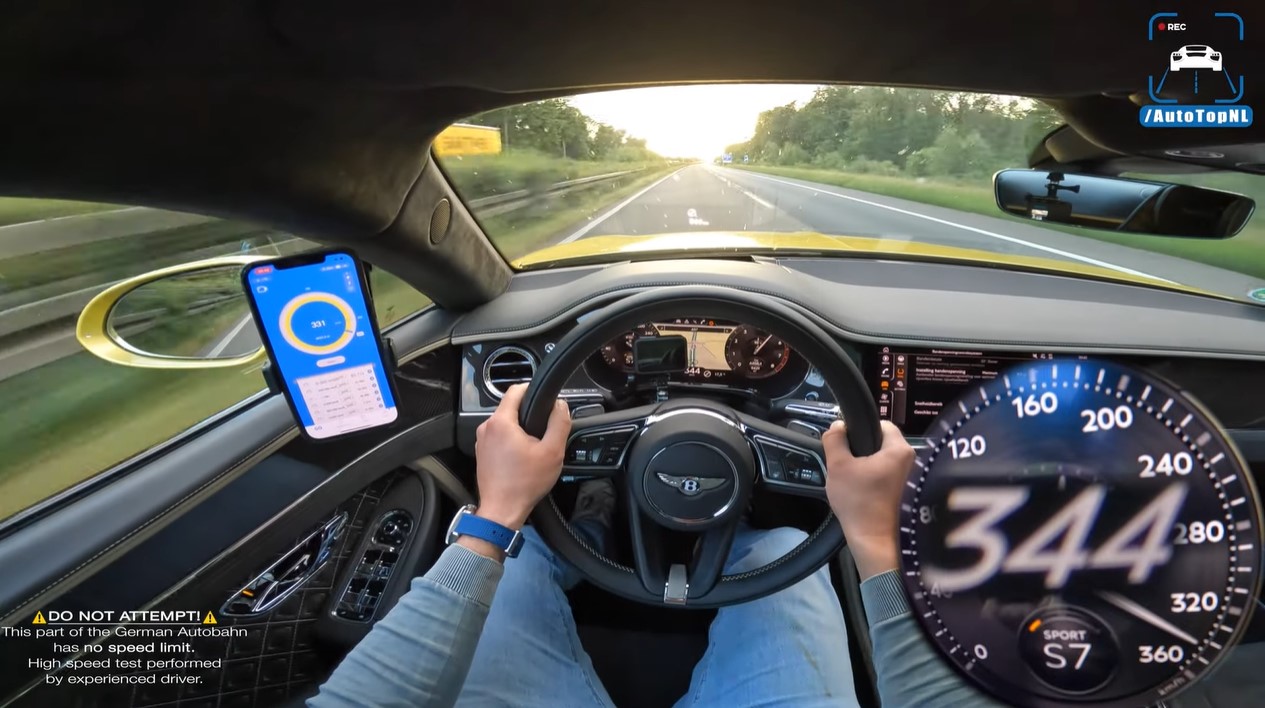 Bentley Continental GT Speed cruist naar 344 kmh