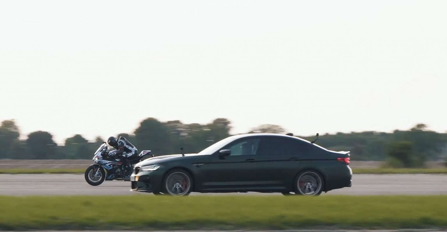 BMW M5 CS v BMW M Superbike: DRAG RACE