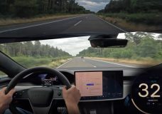 Tesla Model S Plaid naar 328 kmh op Autobahn