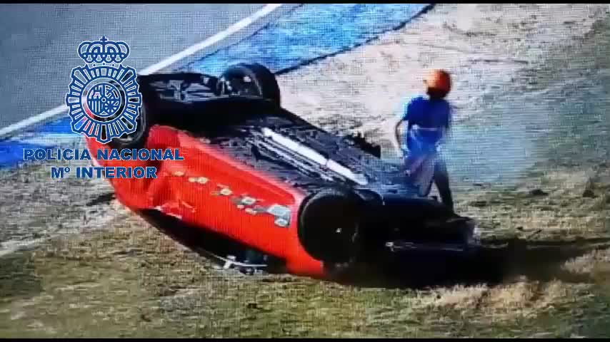 Bestuurder crasht Mégane RS