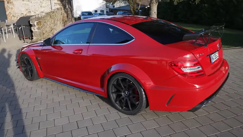 Misha neemt C63 AMG Black Series mee over de 'Ring