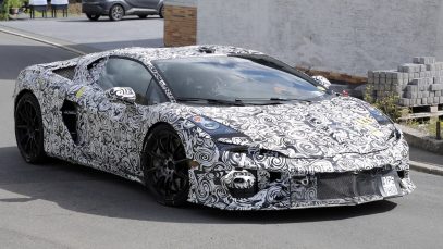 Nieuwe Lamborghini supercar gespot met hybride turbomotor