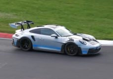 Porsche 992 GT2 RS Test Mule gespot op de 'Ring