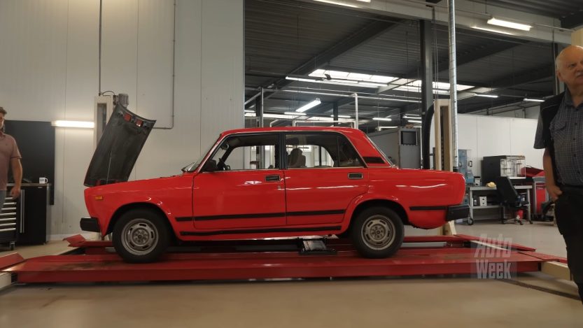 Klokje Rond - Lada 2107 met 603.647 km