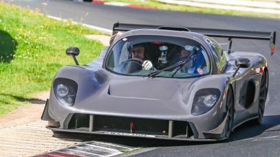 Misha test Ultima GTR op de Nürburgring