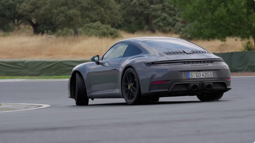 Chris Harris test de Porsche 911 Carrera GTS T-Hybrid