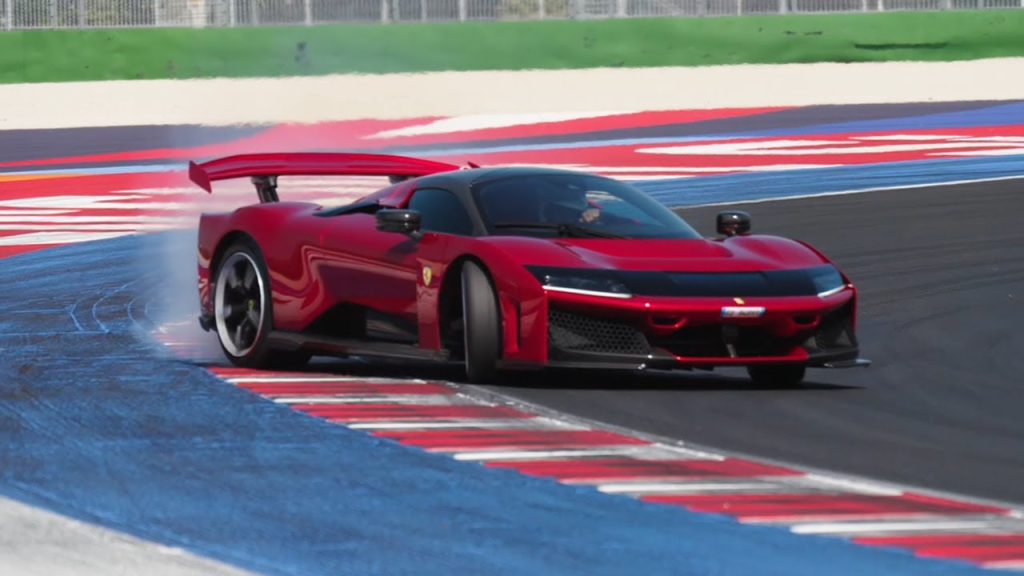 Chris Harris test Ferrari F80