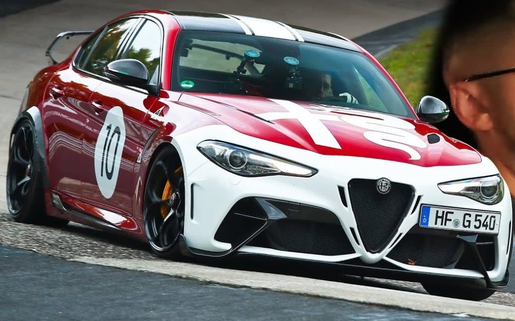 Misha test de Alfa Romeo Giulia GTAm op de Nordschleife